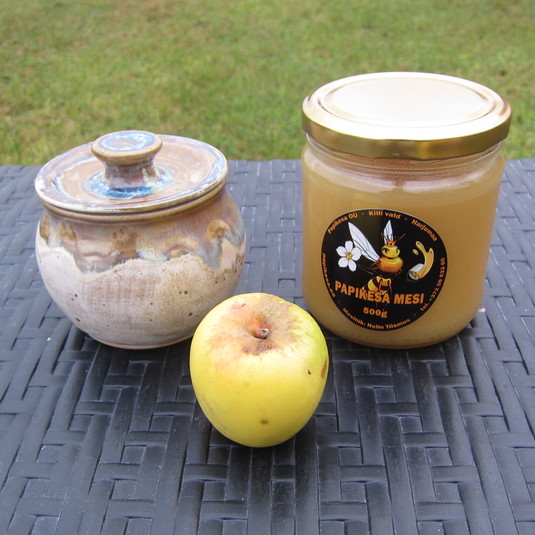 Mesi 500g ja meepott 4